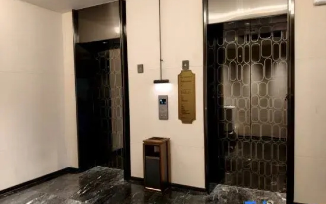 Ninghai Hantang Supreme Hotel (Jinshan Ninth Road Branch, Ninghai Station)