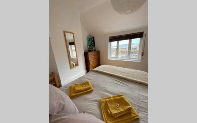 200 year old large townhouse with sea views