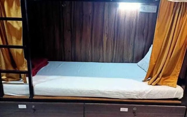 Golden View Dormitory