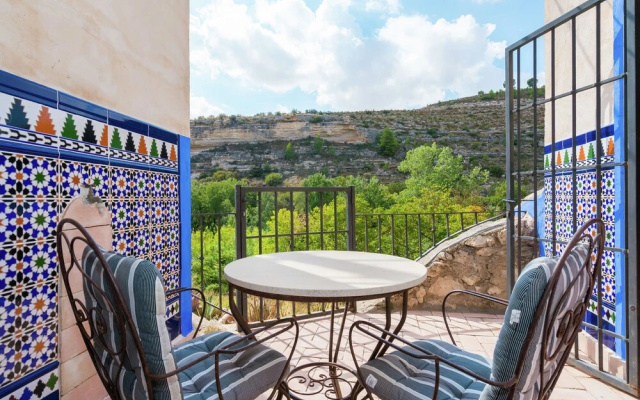 Country Cottage in Castile-La Mancha with pool and terrace