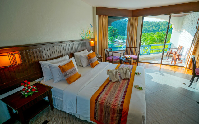 Phi Phi Island Cabana Hotel