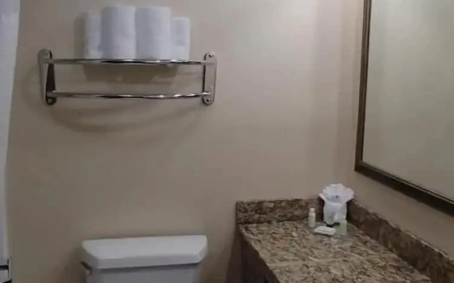 Lux Hotel and Spa