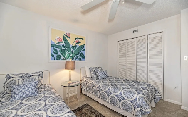Midnight Cove Ii 923c - Marina Views! 2 Bedroom Condo