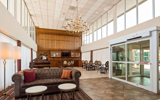 SureStay Plus Hotel by Best Western Brandywine Valley
