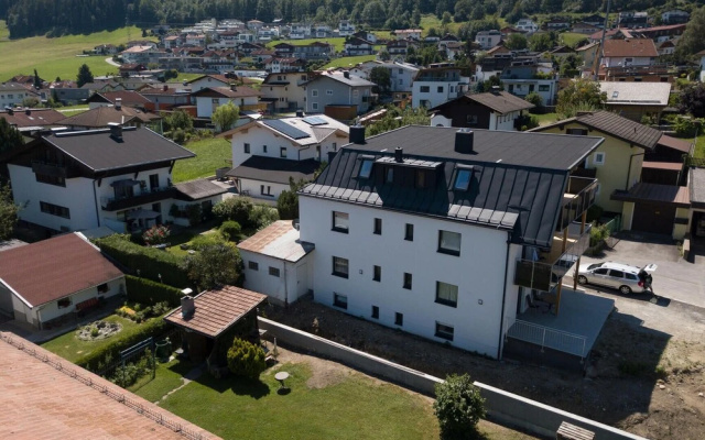 Awesome Apartment in Axams With 2 Bedrooms and Wifi