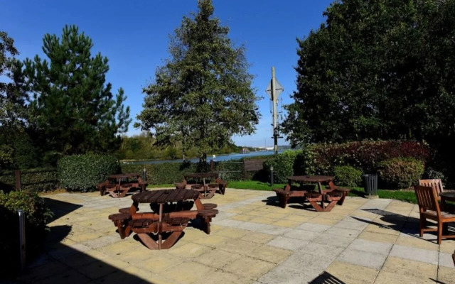 Premier Inn Isle Of Wight - Newport