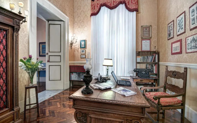 Suite Borbone Royal