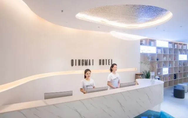 Qingmai Hotel
