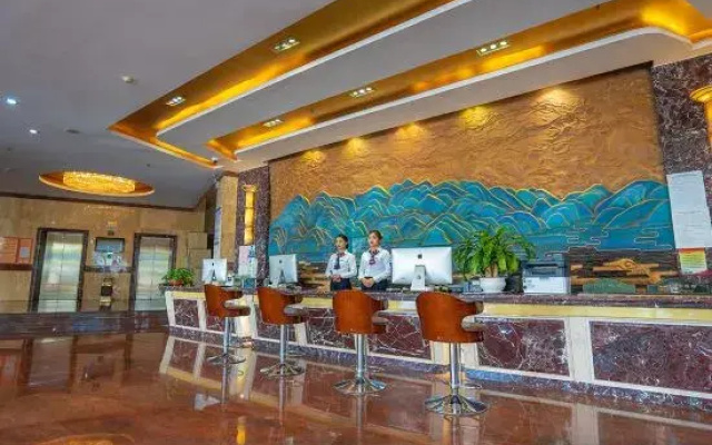 Baoshan Minghe Hotel