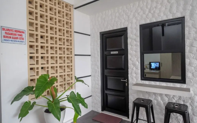 RedDoorz Syariah Near Perempatan Kartasura