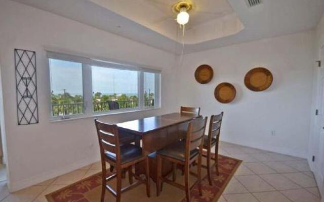 Sunrise Pointe 1-301