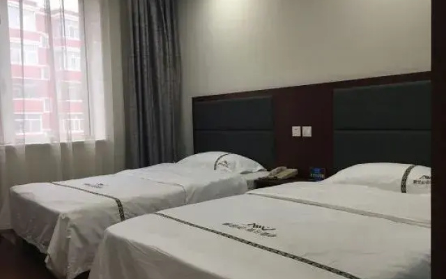 Holiday Inn New Century