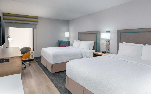 Hampton Inn Hartford/Airport