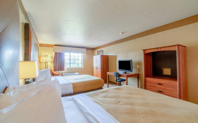 Texan Inn By OYO Beeville US-181
