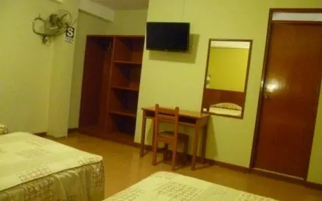 Primavera Plaza Hotel