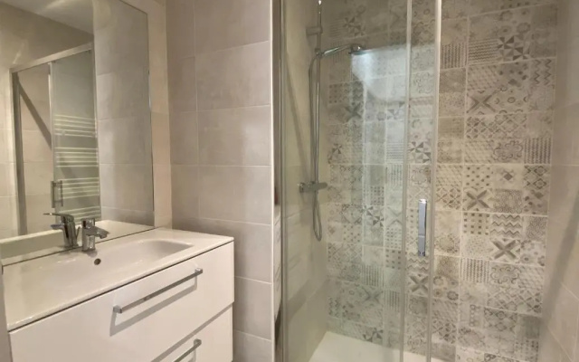 Plein Centre, T3 5p Totalement Renove 55m2. Wifi