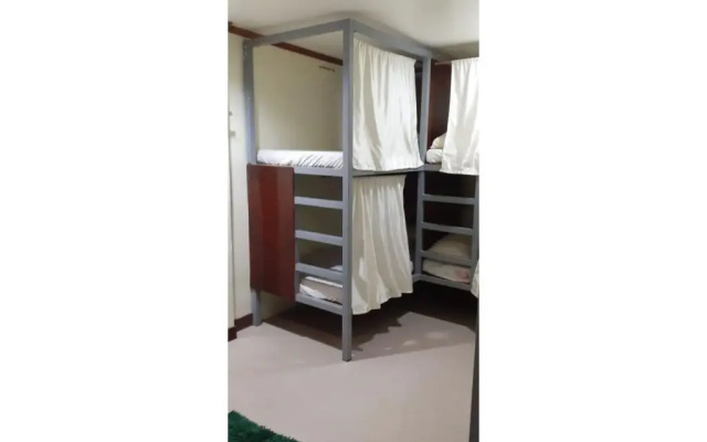 Lisa's Guesthouse by OYO Rooms