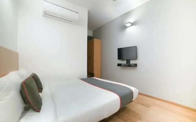 OYO Townhouse 38136 Shivalik Mercantile Co-Operative Bank