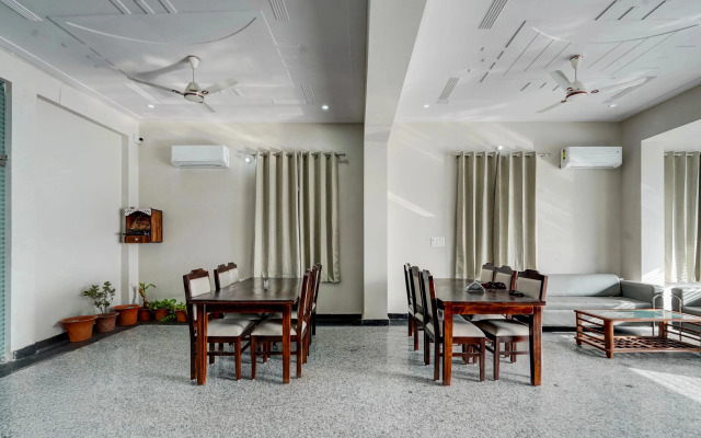Collection O Kesar Crossway Jaipur Laxmi
