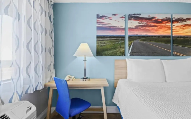 Days Inn by Wyndham Lost Hills