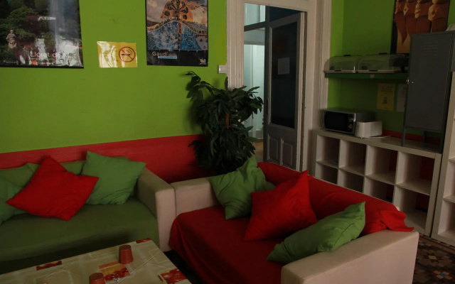 Backpackers House Bcn