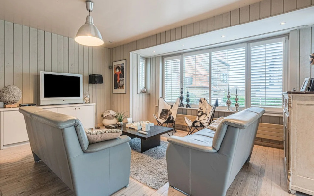 Charming Villa with Sauna in Westende