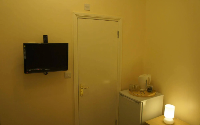Pearl Hotel London