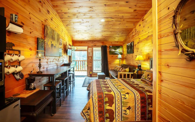 Bigfoot Lodge Room Three