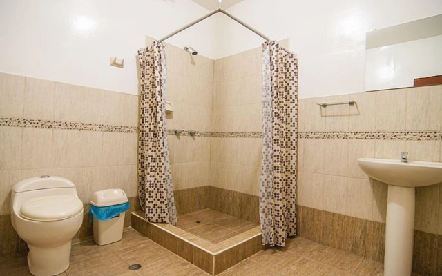 La Colmena Hotel