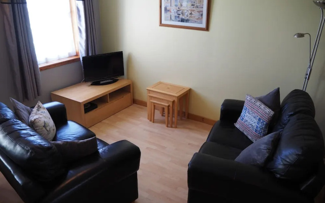 Decca Apartments