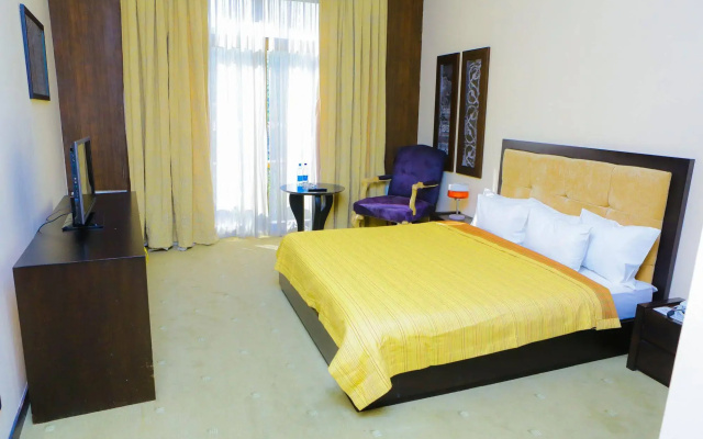 Sheki Saray Hotel 