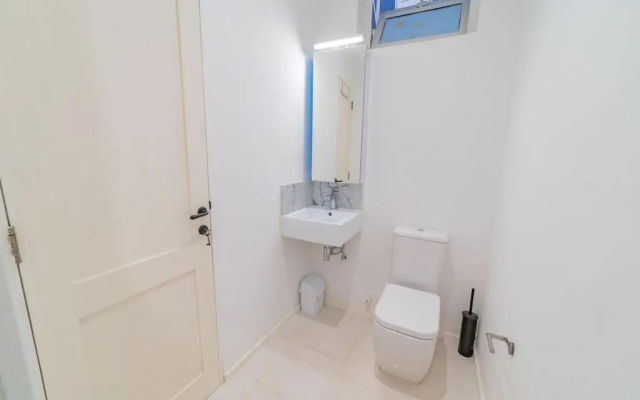 AF 3 - Modern 1 bedroom maisonette