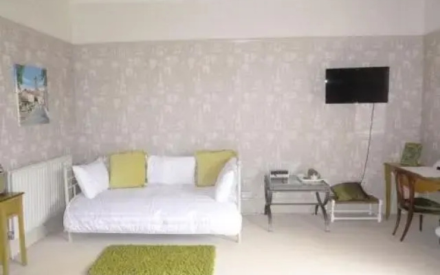 Gardenvale Manor House B&B