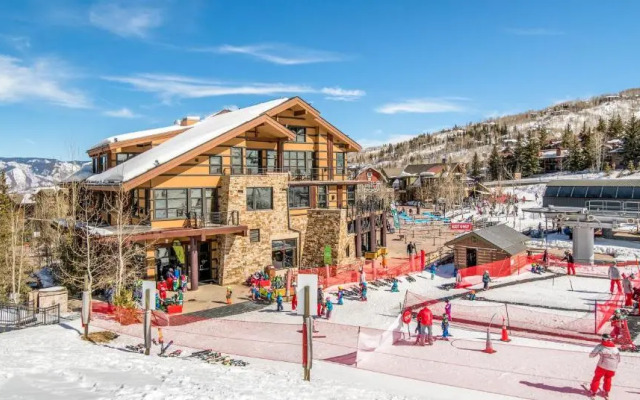 Hayden Lodge