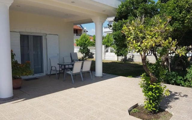 Konstantinos Apartments