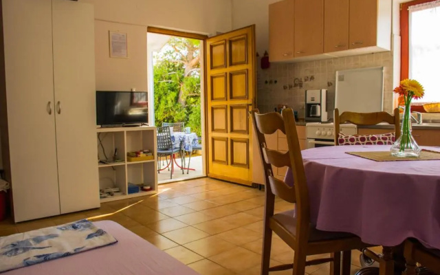 Apartment Rino, only 30m to the sea