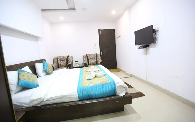 SPOT ON 3181 Parmarth Niketan