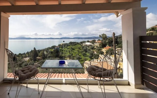 Vallia's Seaview & Stylish Apartments by Konnect, Nisaki