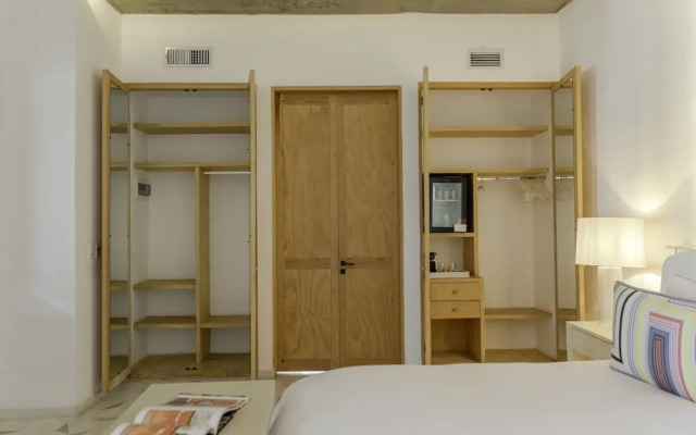 Doce18 Concept House