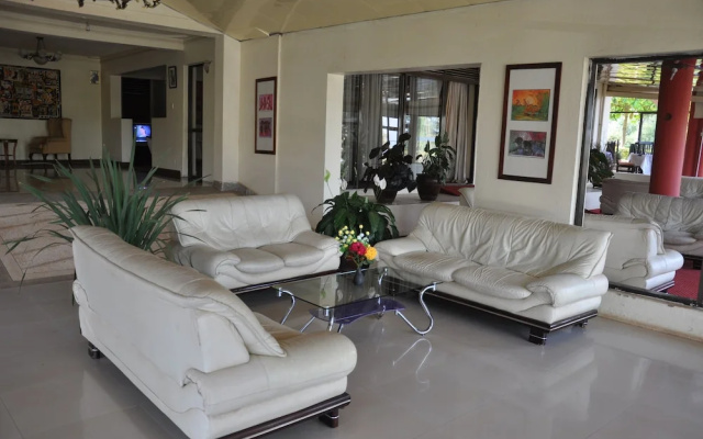 Tropic Inn Hotel