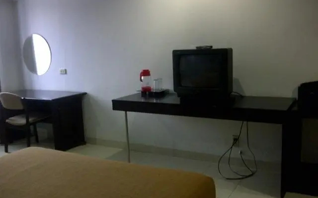 Amans Inn