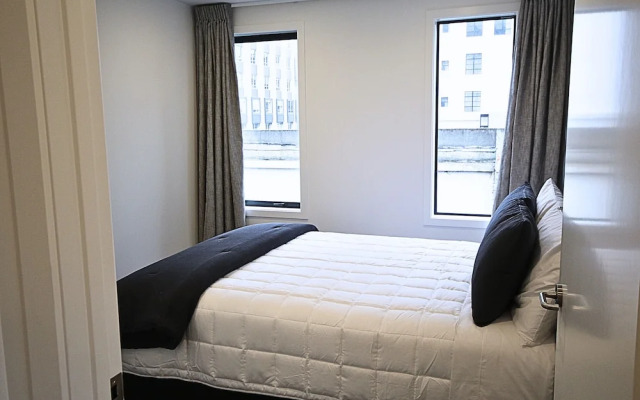 Dunedin Luxury Stay