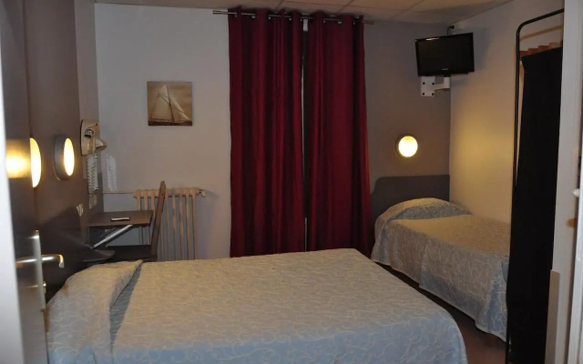 Hotel Lux