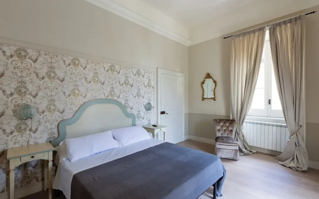 Palazzo Vittoli - Iside & Delia