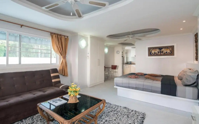 Phuket Palace Condominium by Ale