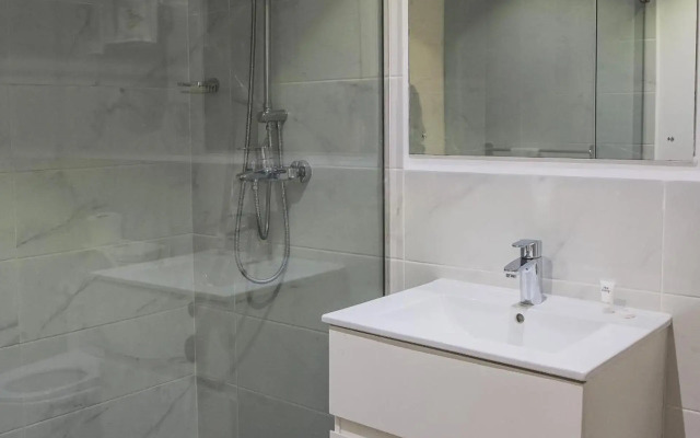 The Avery, 2 Bed Duplex Apartment at Embassy Gardens