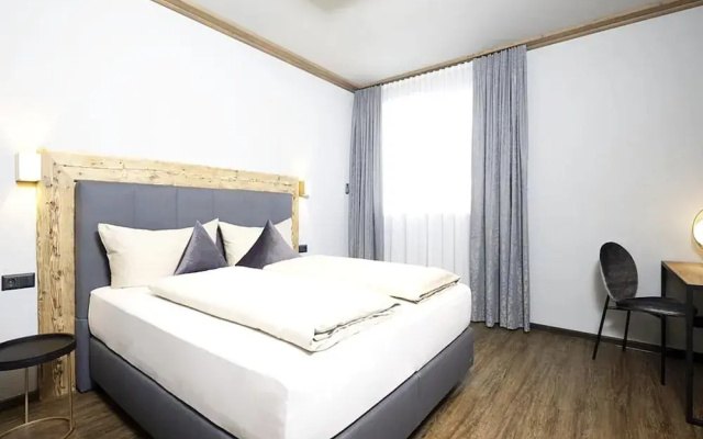 Holiday Home for 3 People in Brixlegg
