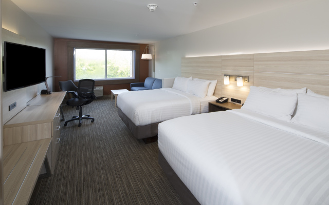 Holiday Inn Express & Suites Alpena - Downtown by IHG