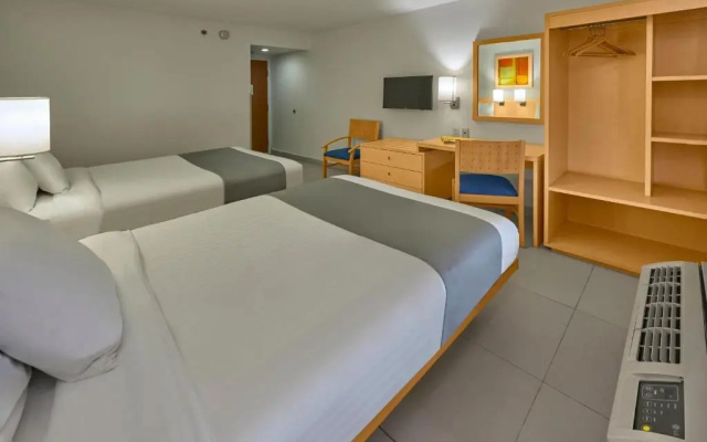 City Express by Marriott Lazaro Cardenas