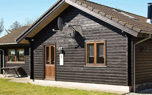 4 Star Holiday Home in Lokken